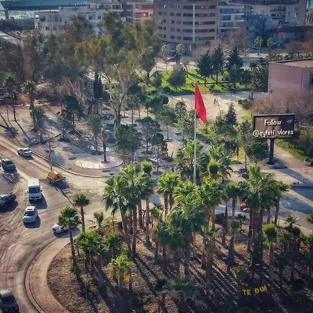 Lägenhet Lovely Place. Close To & Boulevard *