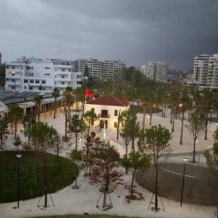 Lovely Place. Close To & Boulevard *