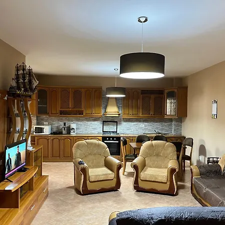 Lovely Place. Close To & Boulevard *