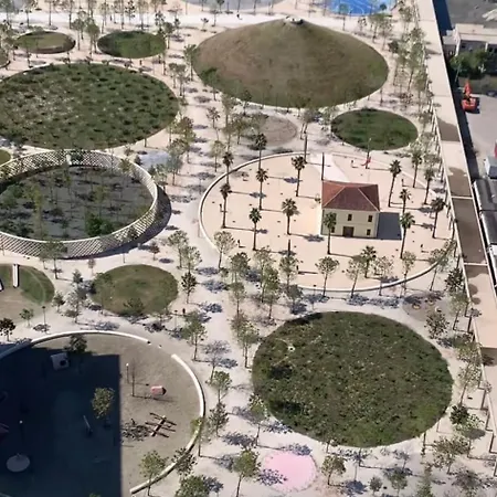 Lovely Place. Close To & Boulevard