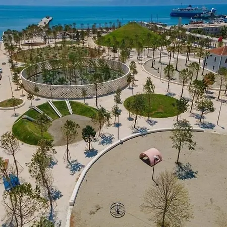 Apartamento Lovely Place. Close To & Boulevard Vlorë