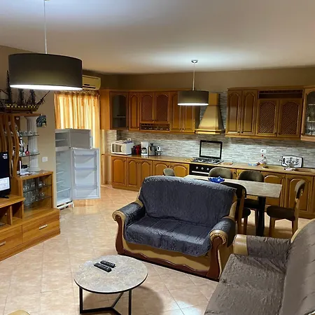 Lovely Place. Close To & Boulevard