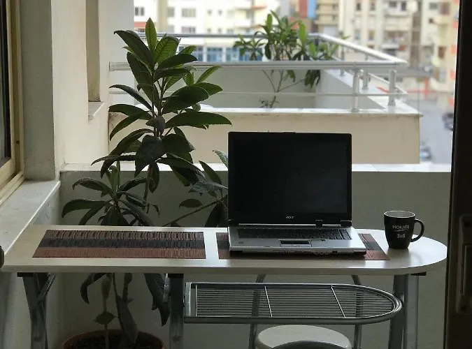 Lovely Place. Close To & Boulevard Apartament