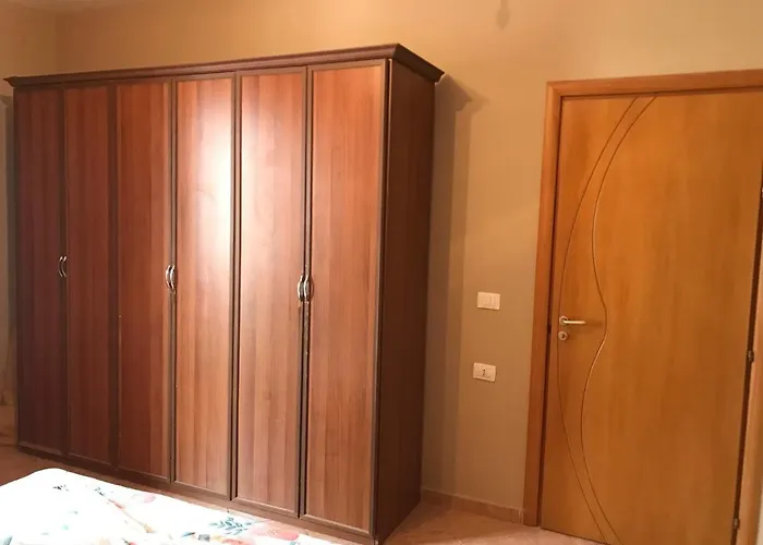 Lovely Place. Close To & Boulevard * Wlora